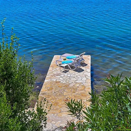 Donatella Hébergement de vacances *